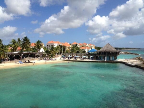 Avila Hotel Curacao Day Pass